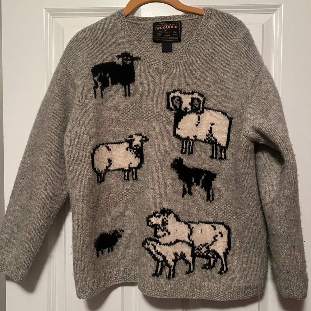WOOLRICH rare vintage sheep sweater size medium